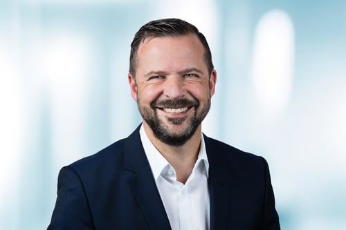 Portraitbild_baumer-roger